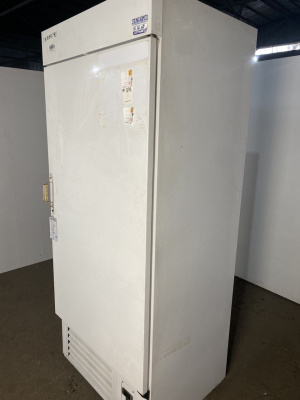 Шкаф холод СВ-700 Р . 1296