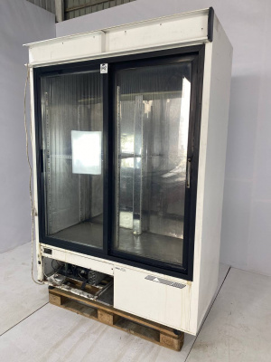 Шкаф холодильный Cold SW-1400 DR. А942